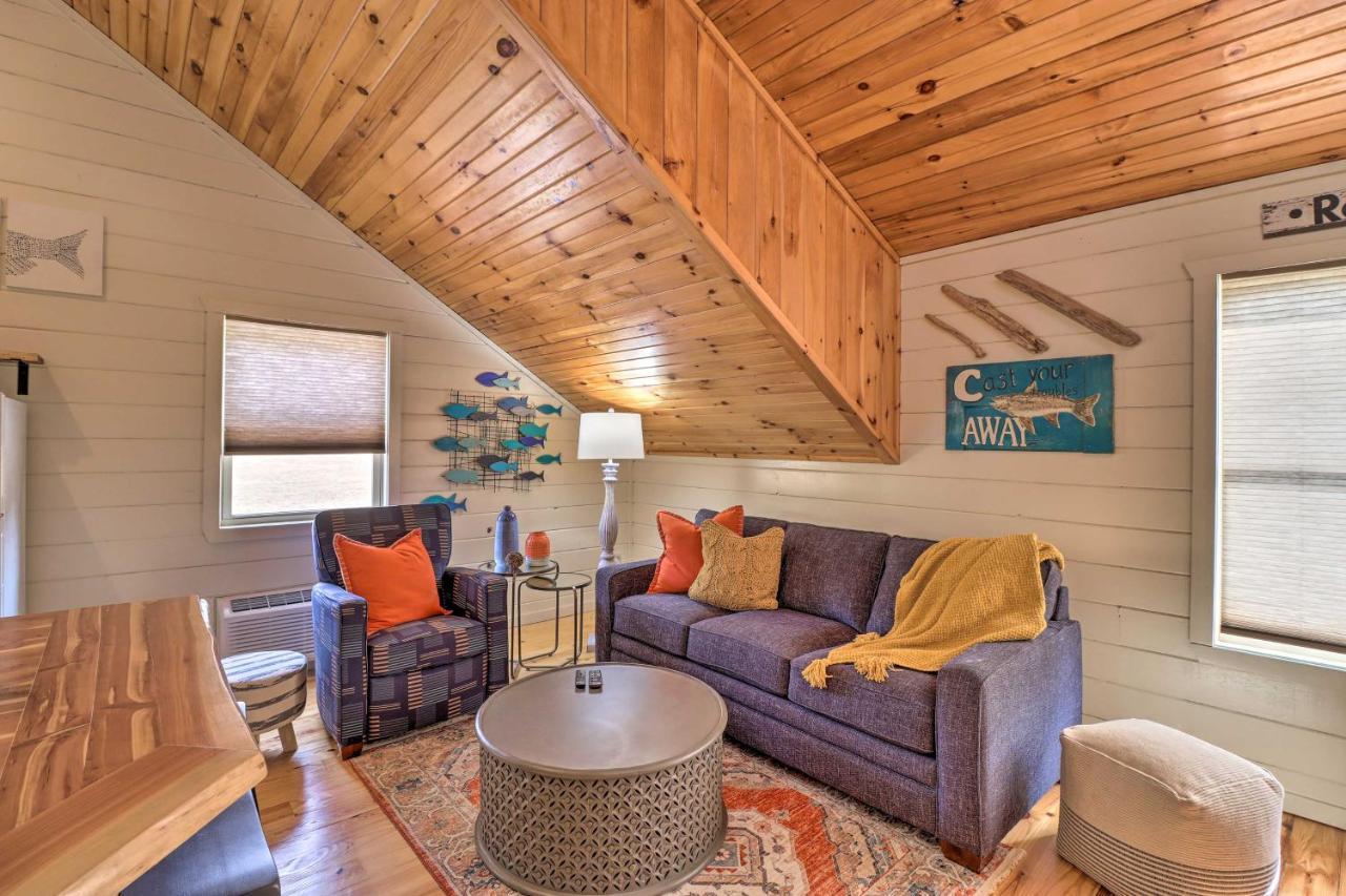 Pet-Friendly Studio With Loft And Mountain Views! Exterior photo
