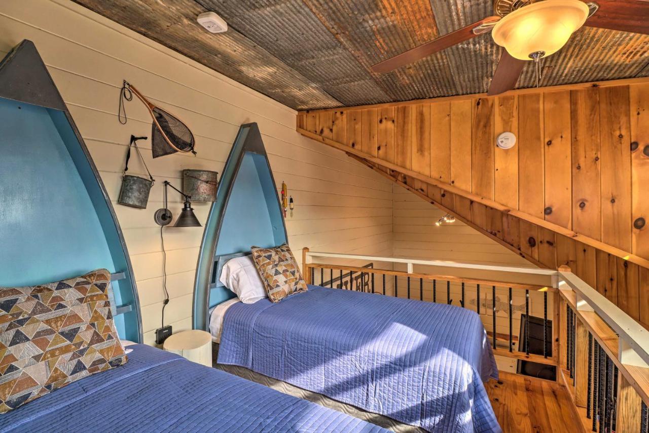 Pet-Friendly Studio With Loft And Mountain Views! Exterior photo